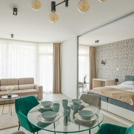 Parizs Garden Apartments Debrecen Bagian luar foto