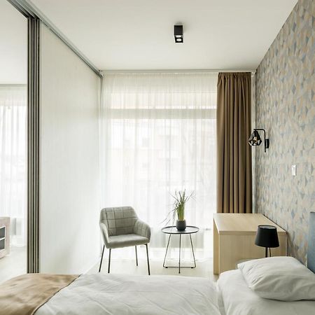 Parizs Garden Apartments Debrecen Bagian luar foto
