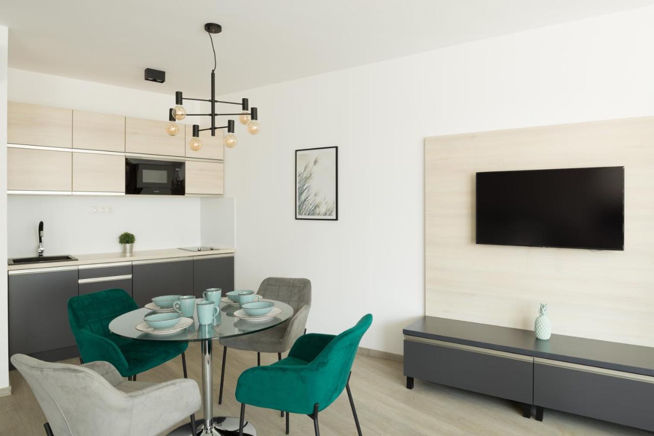 Parizs Garden Apartments Debrecen Bagian luar foto