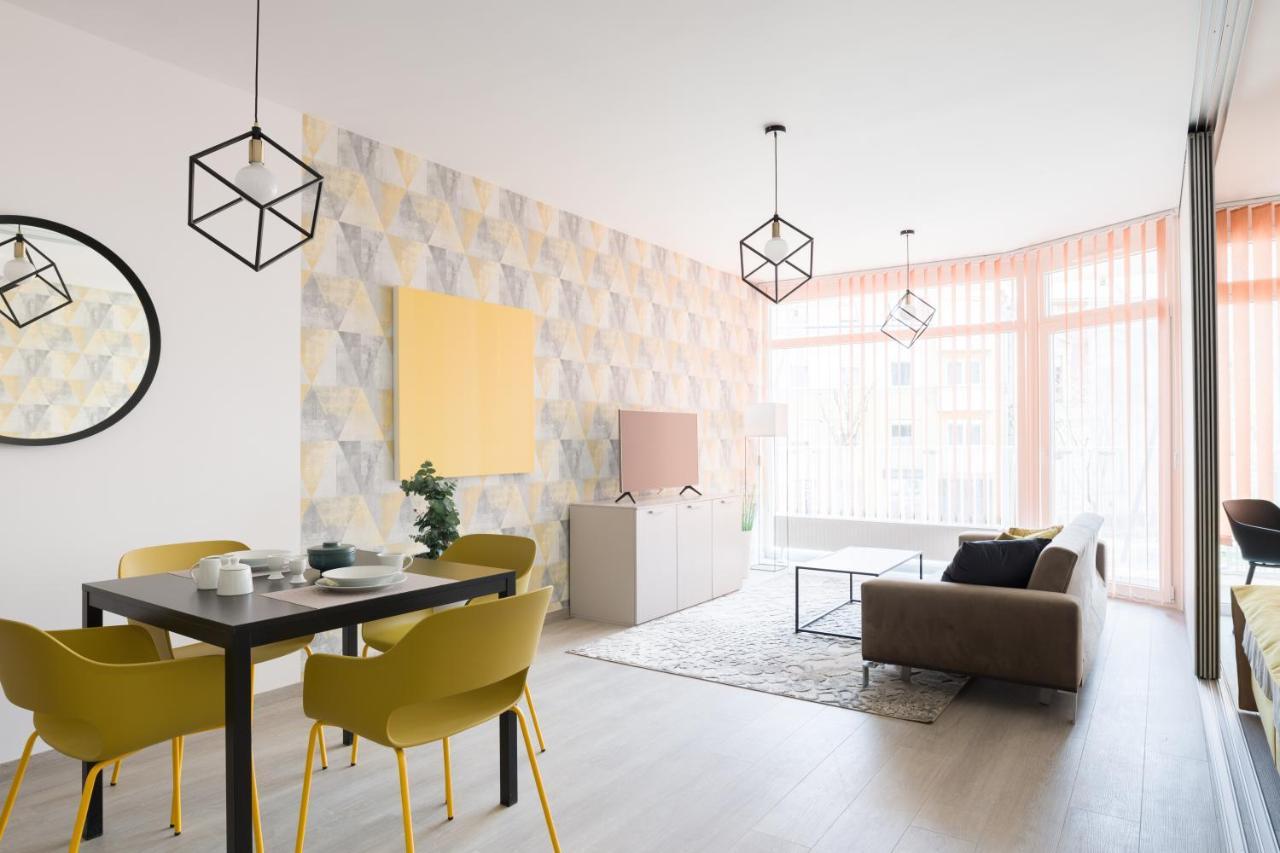 Parizs Garden Apartments Debrecen Bagian luar foto