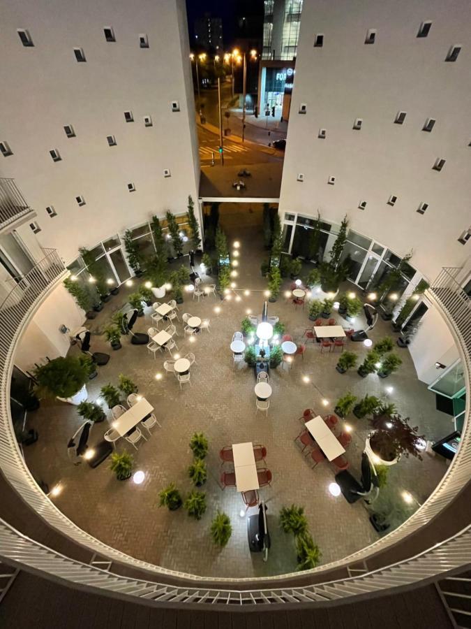 Parizs Garden Apartments Debrecen Bagian luar foto